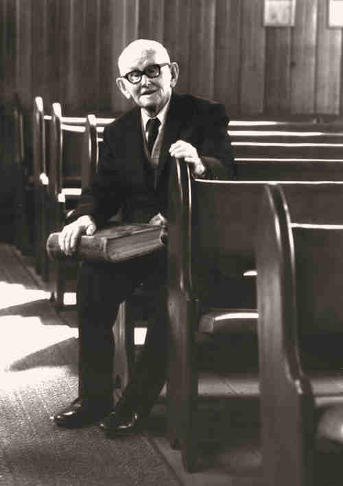 Roy Raymond aged 100 in 1990 at Fremantle Church of Christ